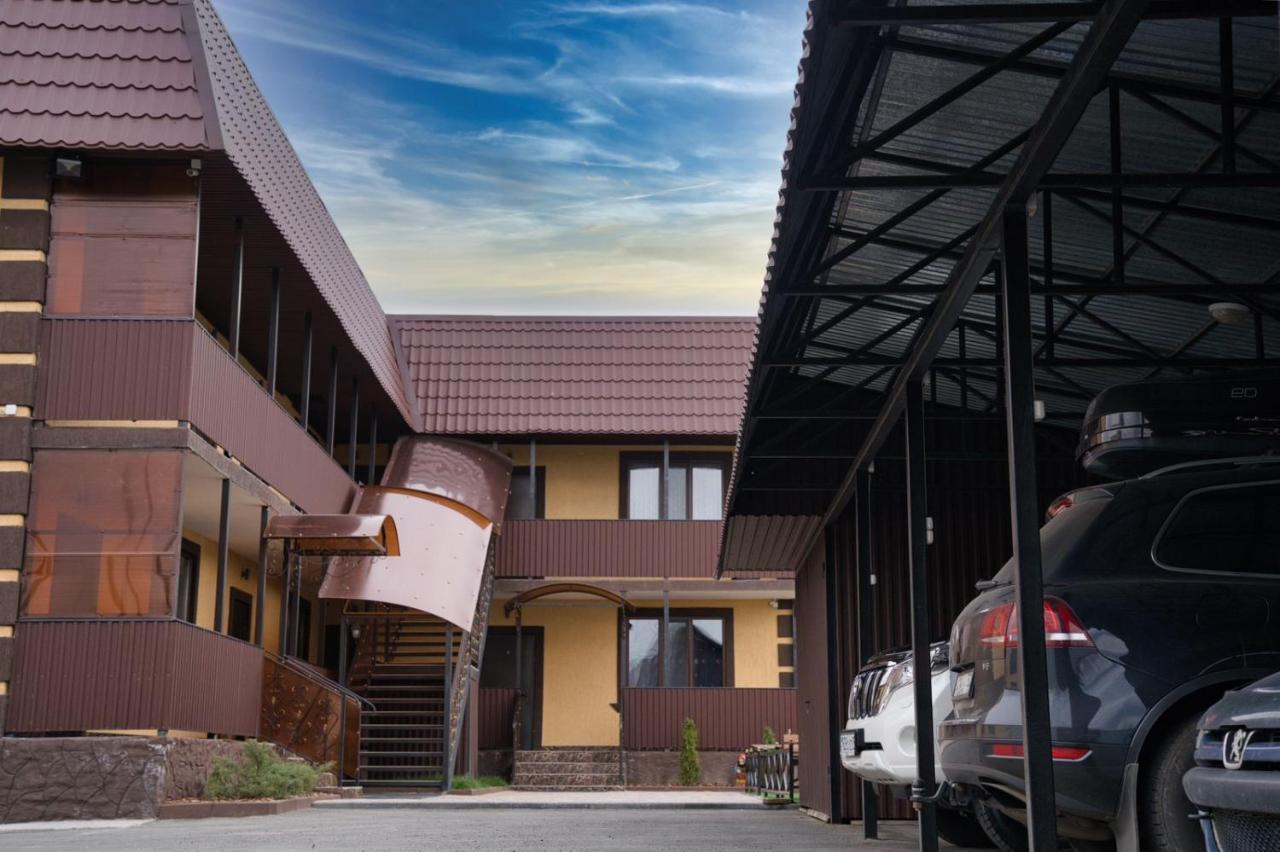 "Гостевой Дом Анны" По Улице Абая, 165 Taldyqorghan Exterior foto